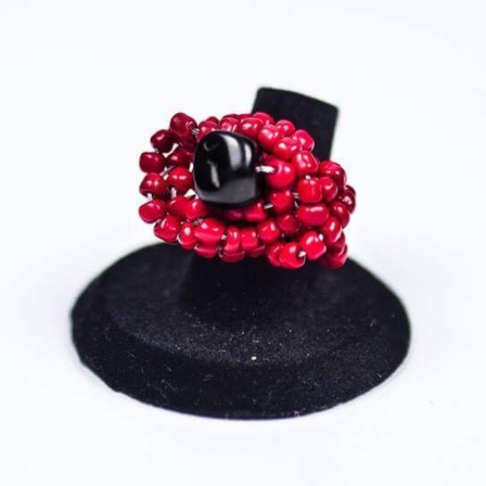 EXCLUSIVE Goth SEED BEADED RING! Size 6-7 - Picture 4 of 8