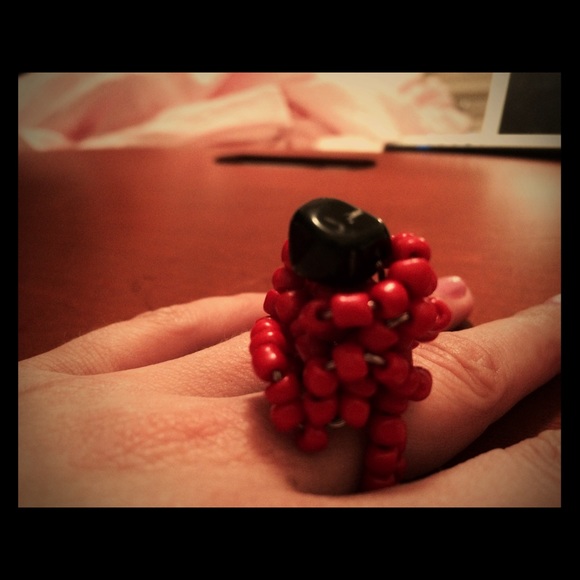 EXCLUSIVE Goth SEED BEADED RING! Size 6-7 - Picture 8 of 8