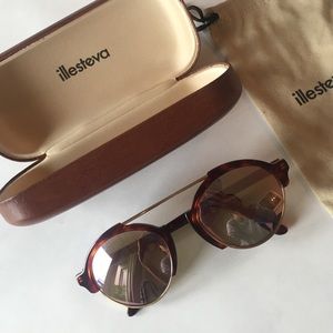 Illesteva Sunglasses + case