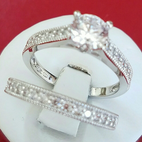 14k Solid Real white gold 2pc engagement ring - Picture 8 of 17