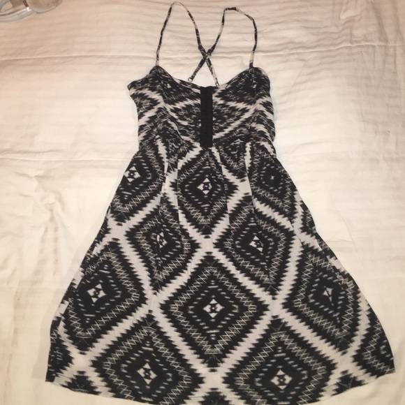 Billabong cross back dress