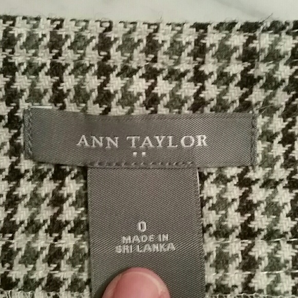 Ann Taylor skirt - Picture 3 of 4