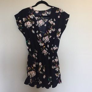 Honey punch floral romper, nice and flowy