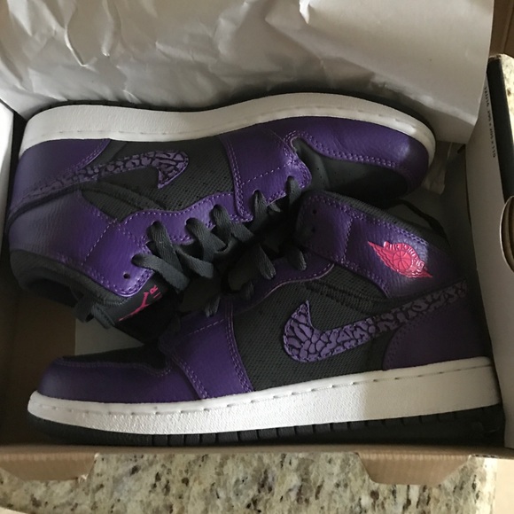 Air Jordan 4 Retro 1