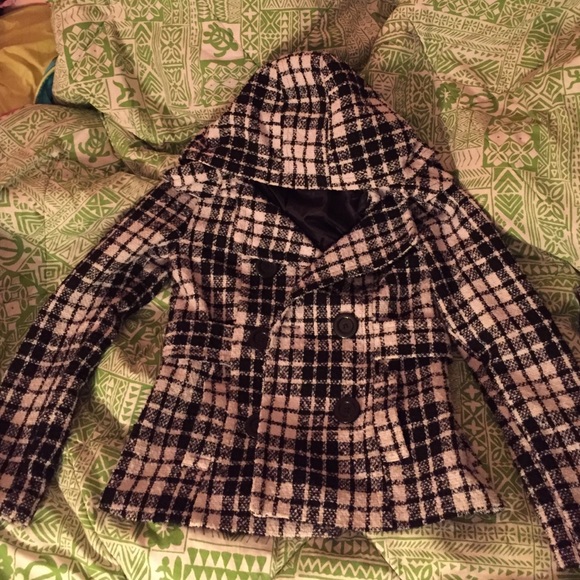 Peacoat with a hood - Picture 1 of 2