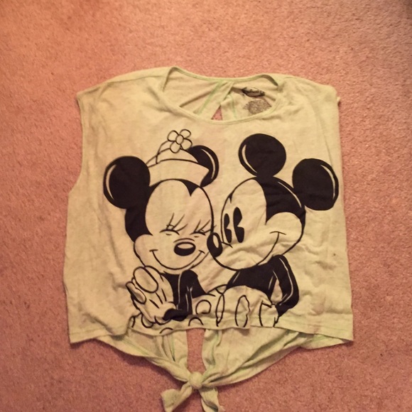 Disney tshirt - Picture 1 of 2