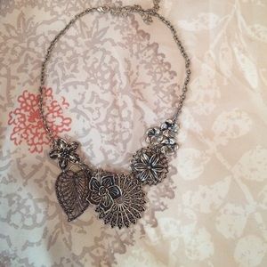 Floral necklace