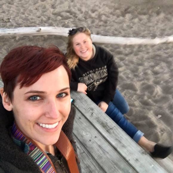 Meet your Posher, Heather - Picture 1 of 1