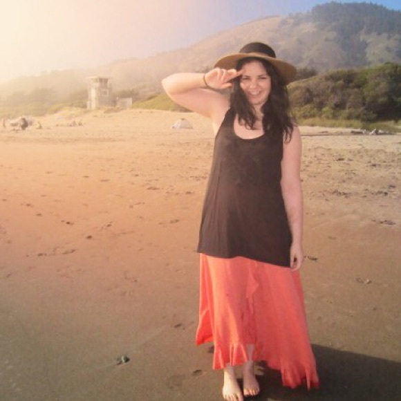 🔥HOST PICK!🔥 Free People Beach Coral Maxi Skirt