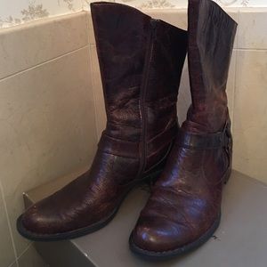 Distressed leather, gorgeous color