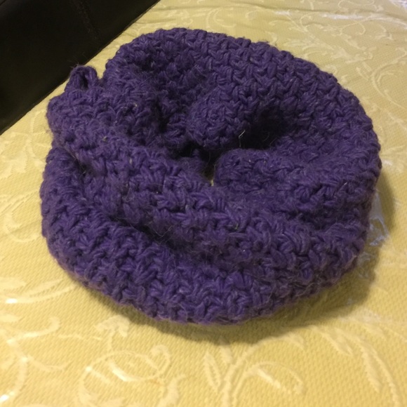 UO purple eternity scarf