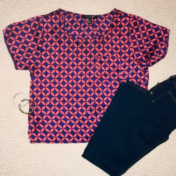 Patterned Box-cut Dress Shirt - Picture 1 of 3