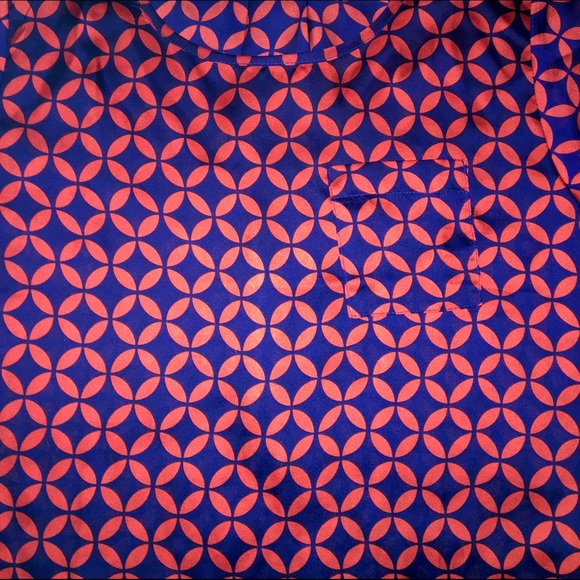 Patterned Box-cut Dress Shirt - Picture 3 of 3