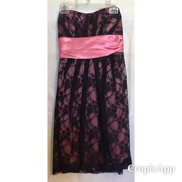 Pink and Black lace dress - Picture 1 of 4