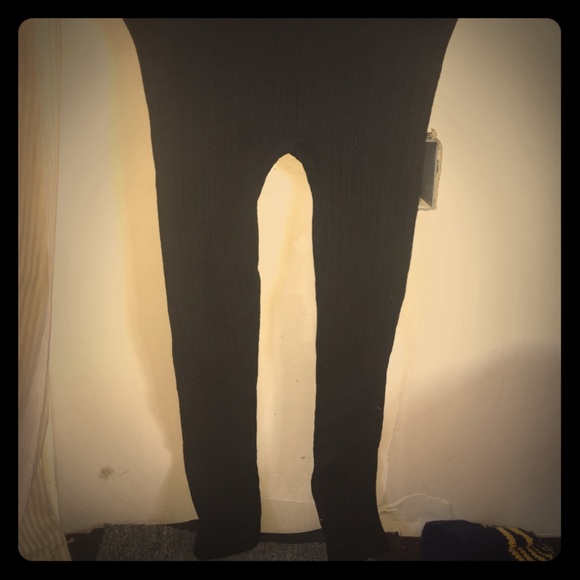 Black Ribbed Fleece-Lined Leggings