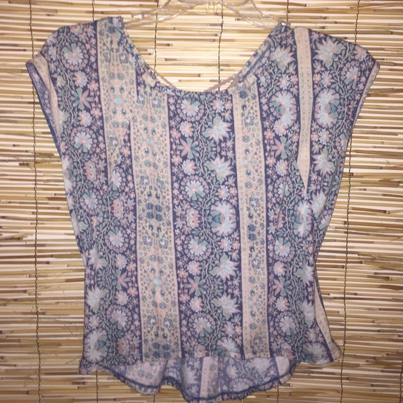 American Eagle shirt