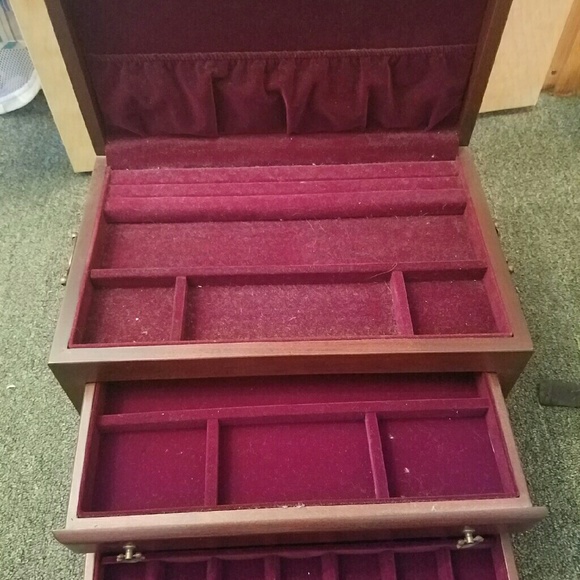 Wooden jewelry box.
