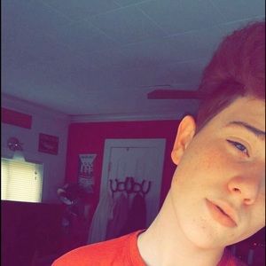 Meet your Posher, Braxton