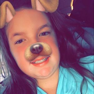 Meet your Posher, Courtney