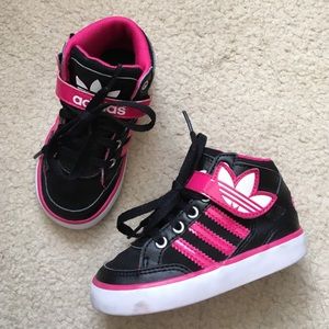 adidas little girl sneakers