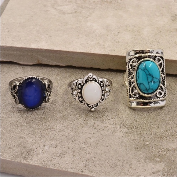 lucy6mahon Jewelry - Silver boho ring set