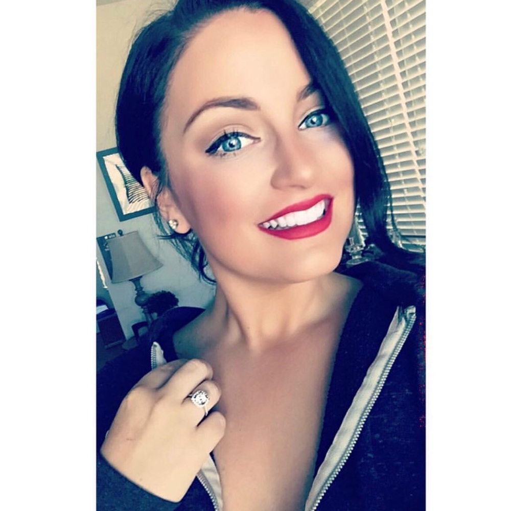 Meet your Posher, Karlee