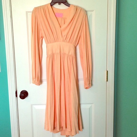 Vintage peach long sleeve dress/gown