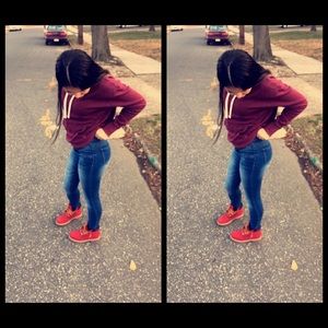 Meet your Posher, Marissa