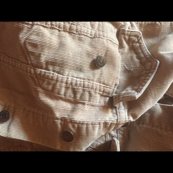 Vintage Corduroy Levi's jacket--tan, made in USA - Picture 4 of 4