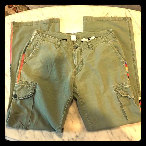 Lucky Brand, green cargo pants.
