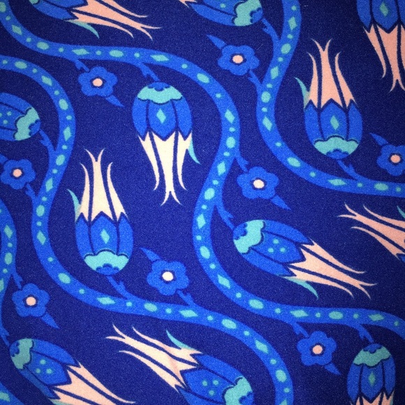 TC LulaRoe Blue Floral Print Leggings