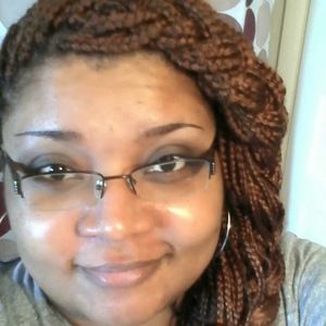 Meet your Posher, Cynthia