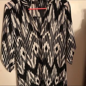 Black and white tunic dress
