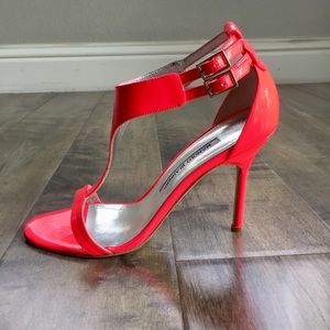 BRAND NEW // Manolo Blahnik Sandal Heels