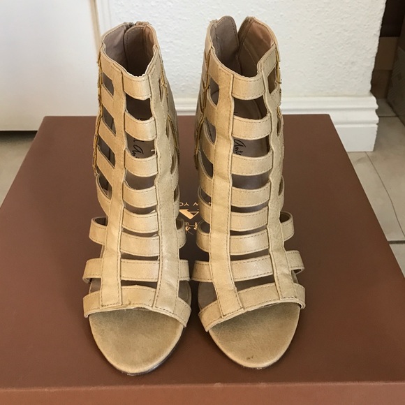 Completely New Gladiator Heels - Picture 1 of 3