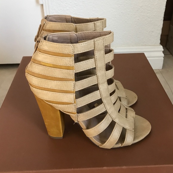Completely New Gladiator Heels - Picture 2 of 3