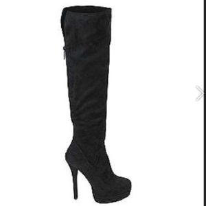 KARDASHIAN KOLLECTION OVER THE KNEE BOOTS