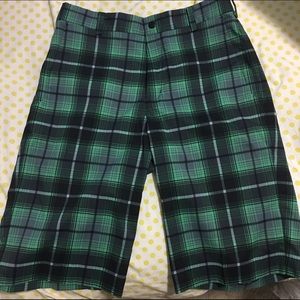 Nike Golf dri-fit shorts size 28