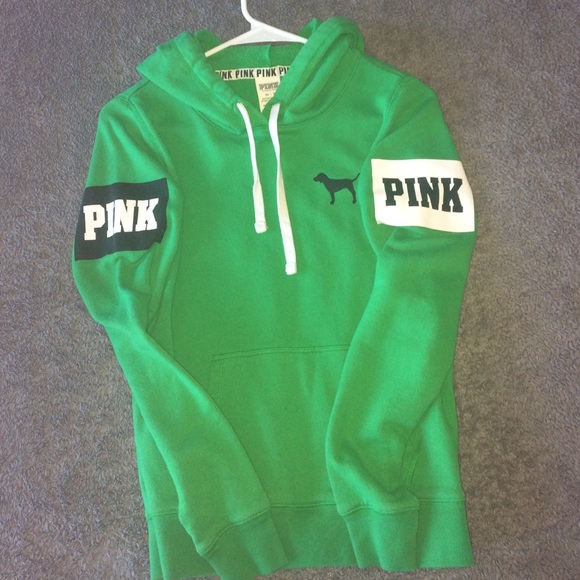 Green VS pullover hoodie