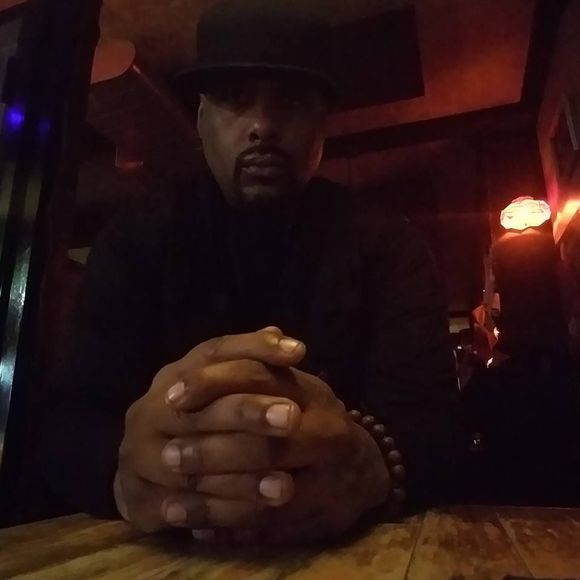 Meet your Posher, Ralph anthony - Picture 1 of 1