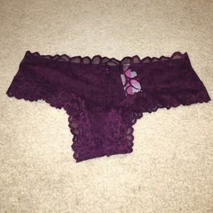 VS PINK Floral Lace Cheekster