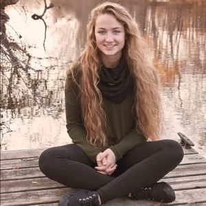 Meet your Posher, Emma