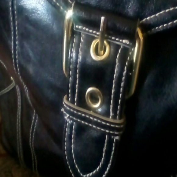 Handbag - Picture 3 of 4