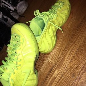 Nike Foamposite Pros "Volts"