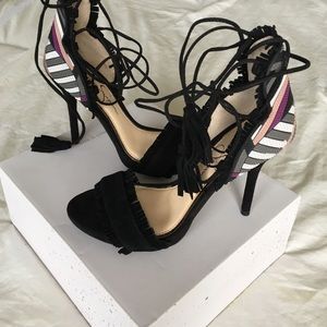 Brand new never worn Jessica Simpson heels