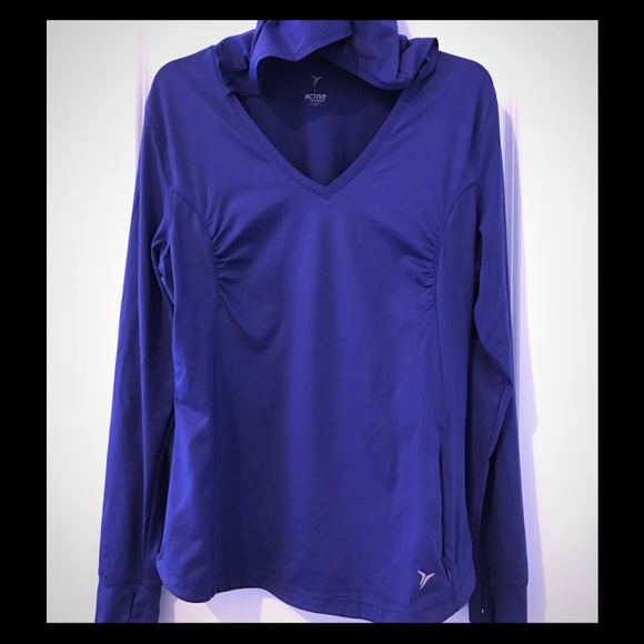 Pullover hoodie top
