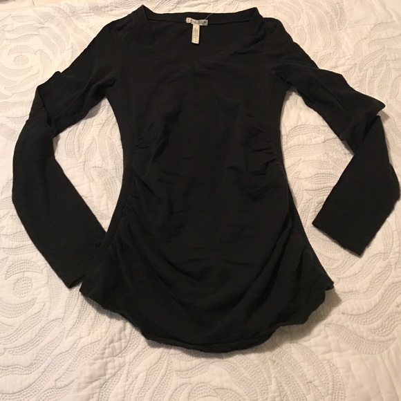 Maternity Long Sleeved Tee. Size S.