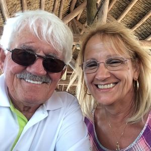 Meet your Posher, Joy