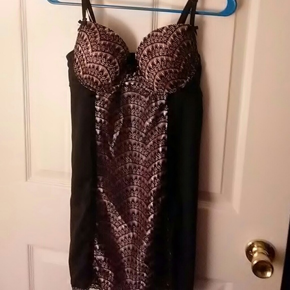 Lace slip