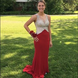 Red prom dress size 4